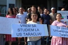 Студенты протестуют против закрытия Тараклийского государственного университета